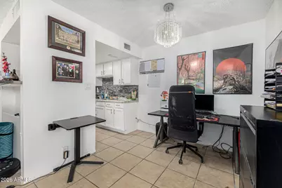 4224 S 46th Place, Phoenix, AZ 85040 - Photo 4