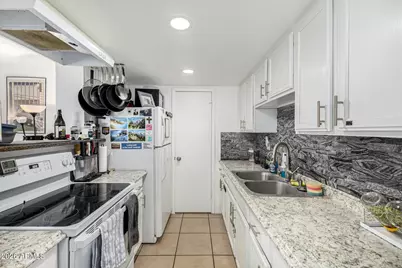 4224 S 46th Place, Phoenix, AZ 85040 - Photo 4