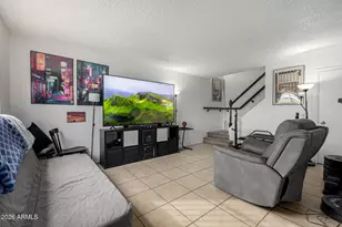 4224 S 46th Pl, Phoenix, AZ 85040 - Photo 2