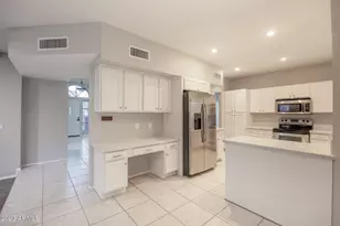 7032 W Wescott Dr, Glendale, AZ 85308 - Photo 10