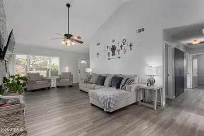 10225 W Minnezona Avenue, Phoenix, AZ 85037 - Photo 8