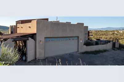 42812 N 22nd Street, New River, AZ 85087 - Photo 1