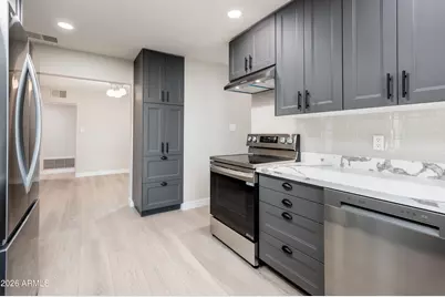 2111 W Solano Drive, Phoenix, AZ 85015 - Photo 6