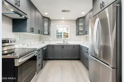 2111 W Solano Drive, Phoenix, AZ 85015 - Photo 12