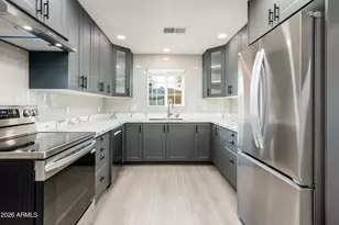 2111 W Solano Dr, Phoenix, AZ 85015 - Photo 12