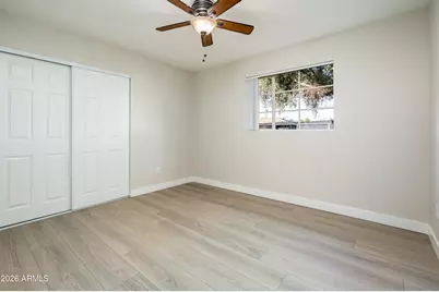 2111 W Solano Drive, Phoenix, AZ 85015 - Photo 18