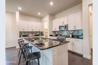 948 E Reliant Street, Gilbert, AZ 85298 - Photo 2