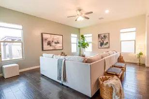 948 E Reliant St, Gilbert, AZ 85298 - Photo 26