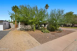 2326 E Mulberry Dr, Phoenix, AZ 85016 - Photo 2
