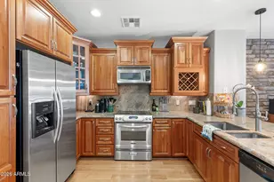 2454 E Roma Ave, Phoenix, AZ 85016 - Photo 4