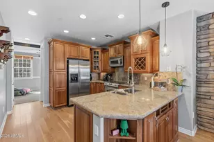 2454 E Roma Ave, Phoenix, AZ 85016 - Photo 6