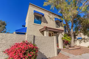 4918 E Siesta Dr, Phoenix, AZ 85044 - Photo 2