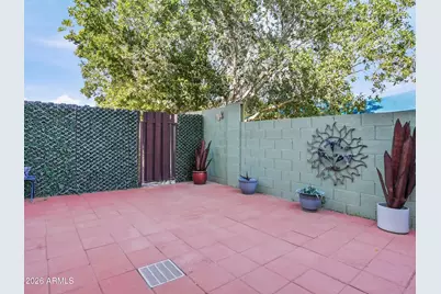 1832 N 52nd Street #107, Phoenix, AZ 85008 - Photo 4