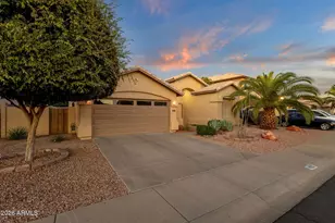 410 W Helena Dr, Phoenix, AZ 85023 - Photo 2