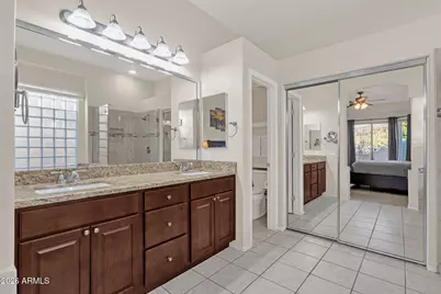 410 W Helena Drive, Phoenix, AZ 85023 - Photo 12