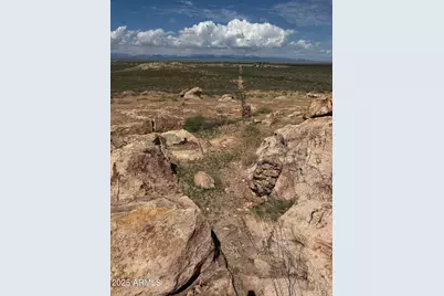 000 E Jack Rabbit Trail #9, Douglas, AZ 85607 - Photo 2