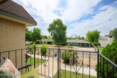 8135 N Central Avenue #12, Phoenix, AZ 85020 - Photo 24