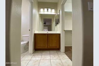 2545 W Warren Drive, Anthem, AZ 85086 - Photo 10