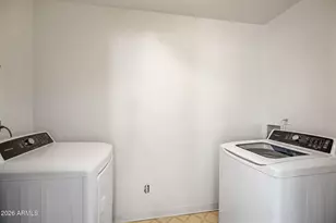 29 W Wilshire Dr, Phoenix, AZ 85003 - Photo 18