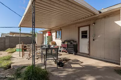 7937 W Pinchot Avenue, Phoenix, AZ 85033 - Photo 20
