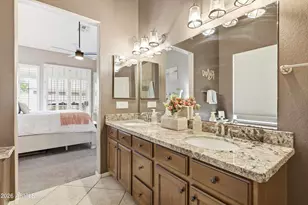 318 W El Freda Rd, Tempe, AZ 85284 - Photo 18