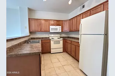 920 E Devonshire Avenue #2026, Phoenix, AZ 85014 - Photo 8