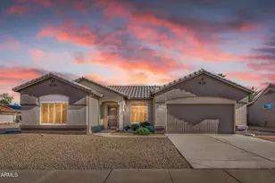 13653 W Antelope Dr, Sun City West, AZ 85375 - Photo 2