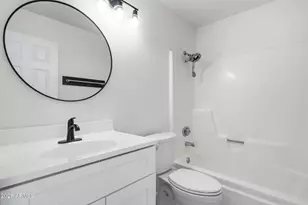 1033 E Bendix Dr, Tempe, AZ 85283 - Photo 20