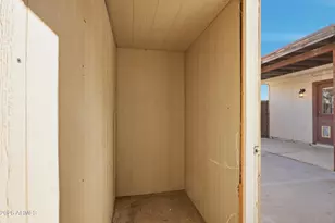 1033 E Bendix Dr, Tempe, AZ 85283 - Photo 24