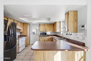 1033 E Bendix Dr, Tempe, AZ 85283 - Photo 12