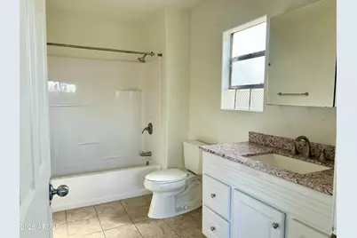 5545 W State Avenue, Glendale, AZ 85301 - Photo 10