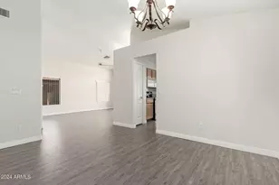 10848 W Ventana Dr E, Peoria, AZ 85373 - Photo 10