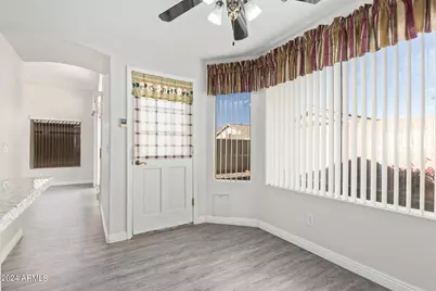 10848 W Ventana Drive E, Sun City, AZ 85373 - Photo 12