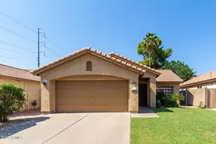 3212 E Oraibi Dr, Phoenix, AZ 85050 - Photo 1