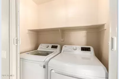 3212 E Oraibi Drive, Phoenix, AZ 85050 - Photo 12