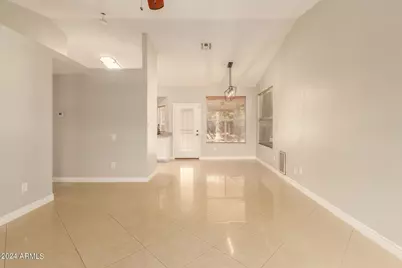 3212 E Oraibi Drive, Phoenix, AZ 85050 - Photo 4