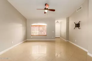 3212 E Oraibi Dr, Phoenix, AZ 85050 - Photo 6