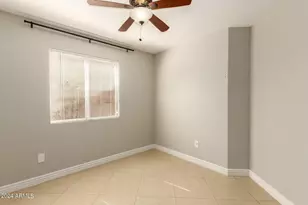 3212 E Oraibi Dr, Phoenix, AZ 85050 - Photo 16