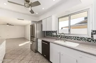 9611 W Terrace Ln, Sun City, AZ 85373 - Photo 20