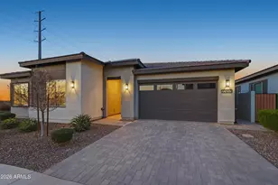 22450 E Stirrup St, Queen Creek, AZ 85142 - Photo 6