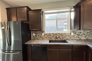 11741 W Chase Ln, Avondale, AZ 85323 - Photo 12