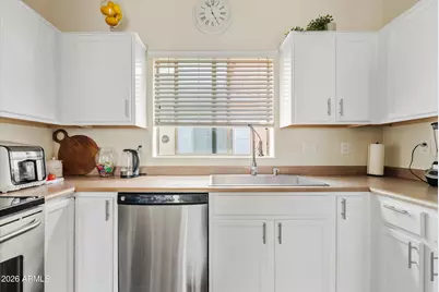 4618 E Laurel Court, Gilbert, AZ 85234 - Photo 10