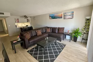 11042 N 28th Dr, Phoenix, AZ 85029 - Photo 1