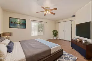 2300 E Concorda Dr, Tempe, AZ 85282 - Photo 18