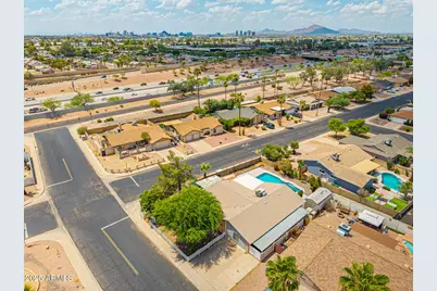 2300 E Concorda Drive, Tempe, AZ 85282 - Photo 48