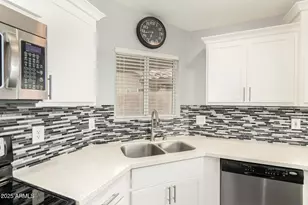 24 S Willow Creek St, Chandler, AZ 85225 - Photo 12