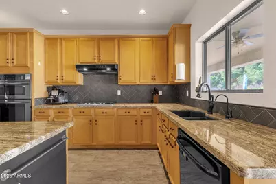 4560 S Springs Drive, Chandler, AZ 85249 - Photo 18