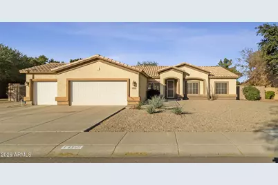 4560 S Springs Drive, Chandler, AZ 85249 - Photo 2