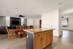 4560 S Springs Dr, Chandler, AZ 85249 - Photo 16