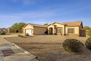 4560 S Springs Dr, Chandler, AZ 85249 - Photo 1